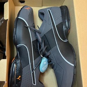 Men’s size 12 Pumas